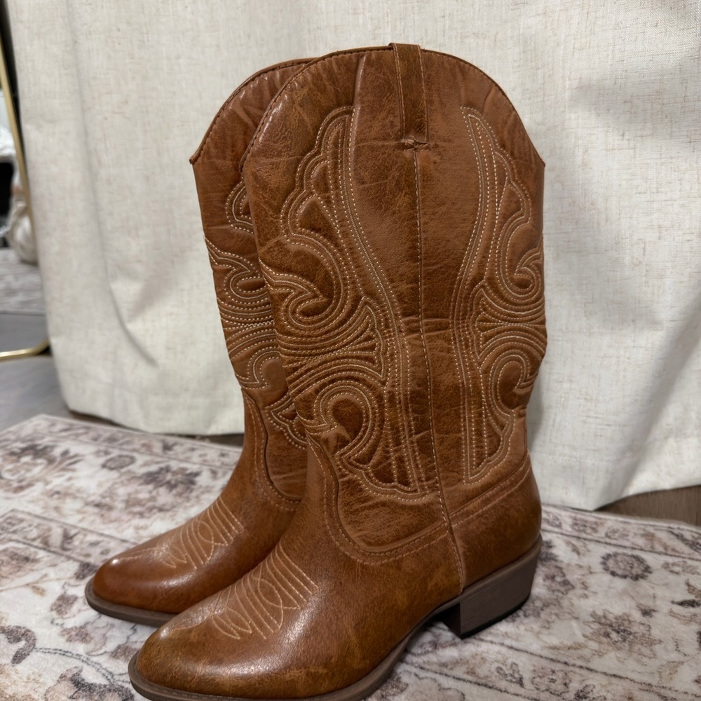 Coconuts By Matisse Legend Cowboy Boot